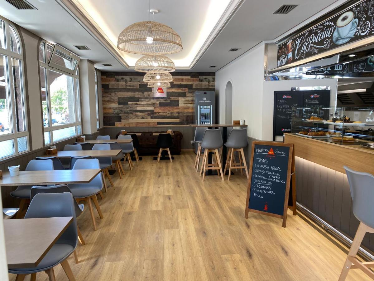 Saudade Hostal Cafeteria A Coruña Εξωτερικό φωτογραφία